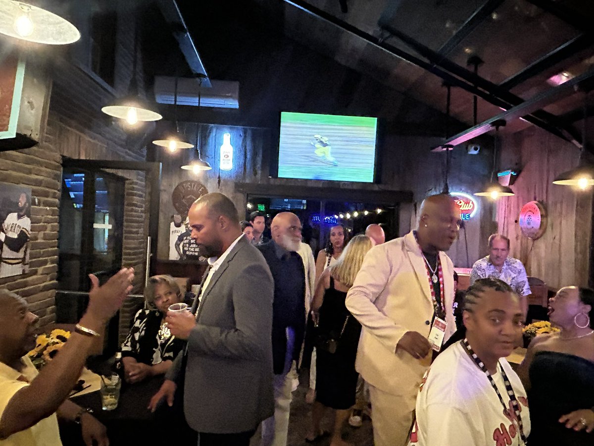Jimmy T (@jimmytrdinich) on Twitter photo Many thanks to the staff at <a href="/upstatebargrill/">Upstate Bar</a> for hosting our Dave Parker event on Saturday. It was a great evening to celebrate the career of the Cobra. #HOFWKND Many thanks to the staff at <a href="/upstatebargrill/">Upstate Bar</a> for hosting our Dave Parker event on Saturday. It was a great evening to celebrate the career of the Cobra. #HOFWKND