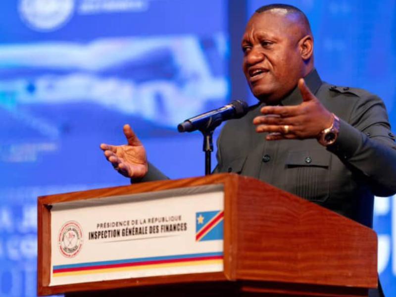 baelenge_irenge's tweet image. #RDC – Gouvernement @SuminwaJudith2 :
Selon nos sources à la présidence de la République, @ALINGETEJULES_K et Muzito feront leur entrée dans le nouveau gouvernement. Muzito devrait hériter du ministère du Budget, tandis qu’Alingete prendra en charge les Finances. @LikundeR, quant…
