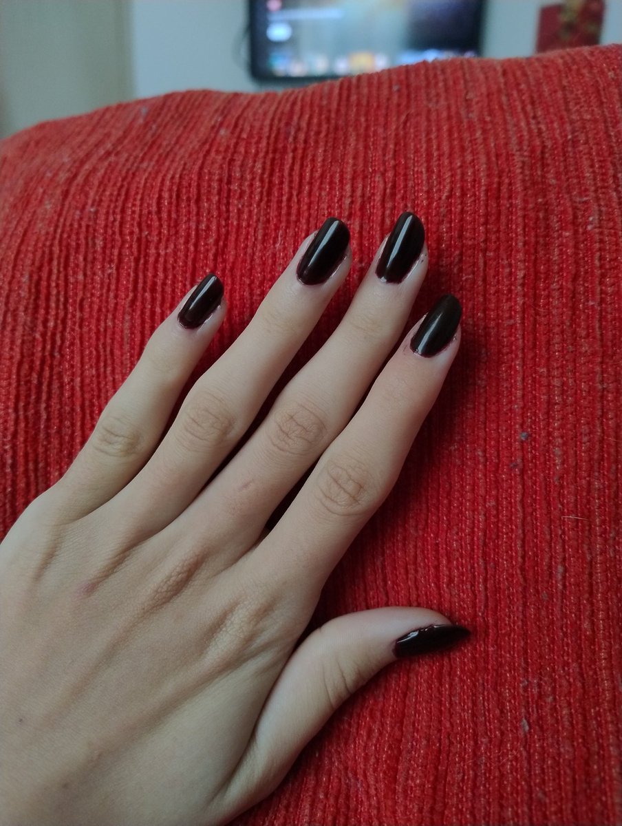 winterluh's tweet image. unhas da semana, moots 🤎