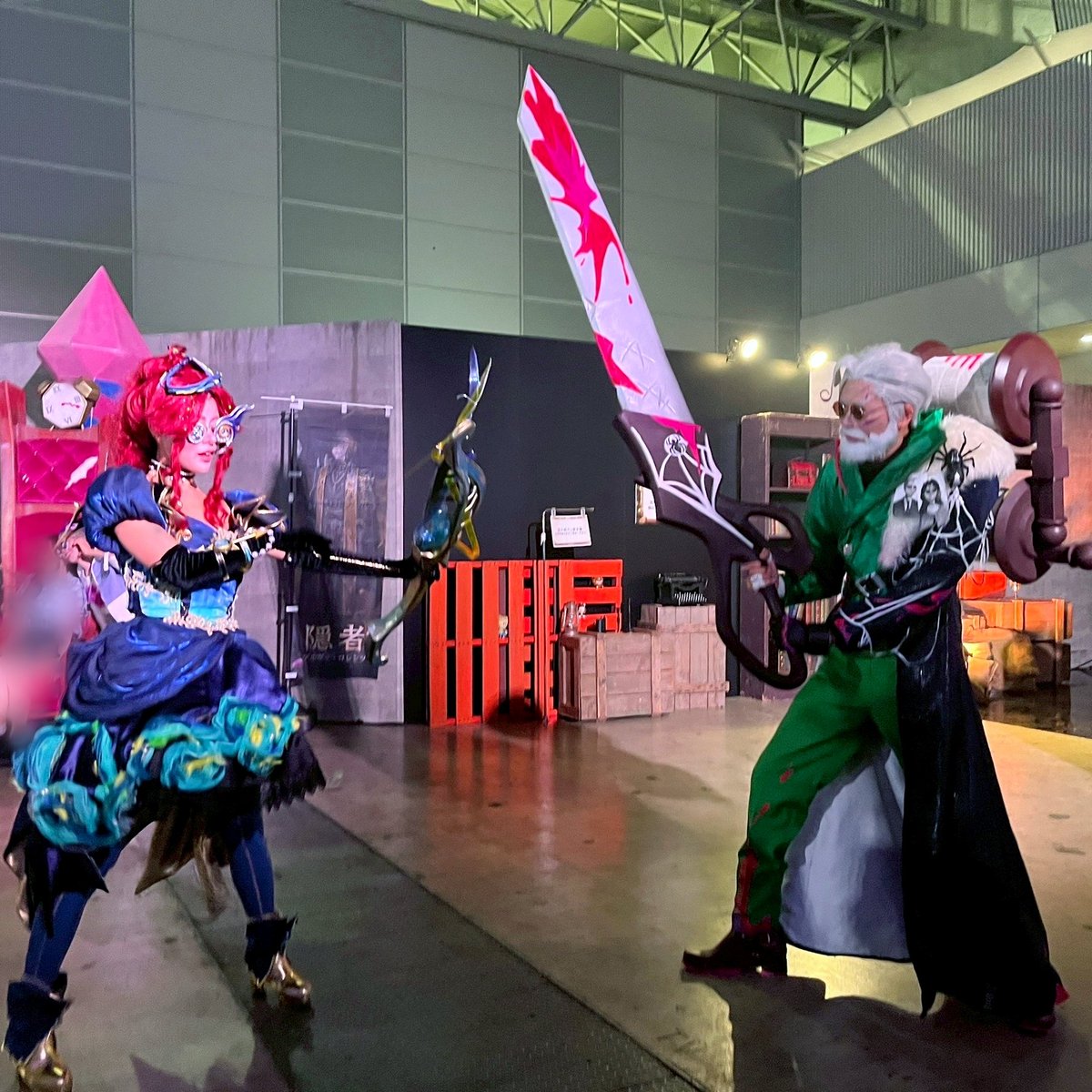 hide_OMEGA's tweet image. #第五人格7周年
#第五人格DigDigSeven #コスプレ
公式で頑張ってた相互さん達と📸2
弓使い:胡桃 @9Ru_Me
納棺師:今氏 @imashi1223
患者:クロウ @clowcos
心理学者:茶々丸 @cyama28
傭兵:ビスケ  @his_ke
骨董商:女将 @okamix123
長時間お疲れ様でした〜(´ー｀)ノ