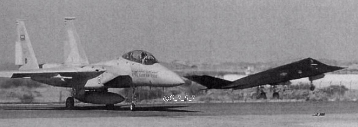 📸1991
F-15C Eagle🇸🇦
F-117 Nighthawk🇺🇸