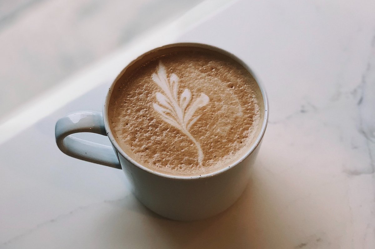 جاذبية الروح لا تشترى 🤎