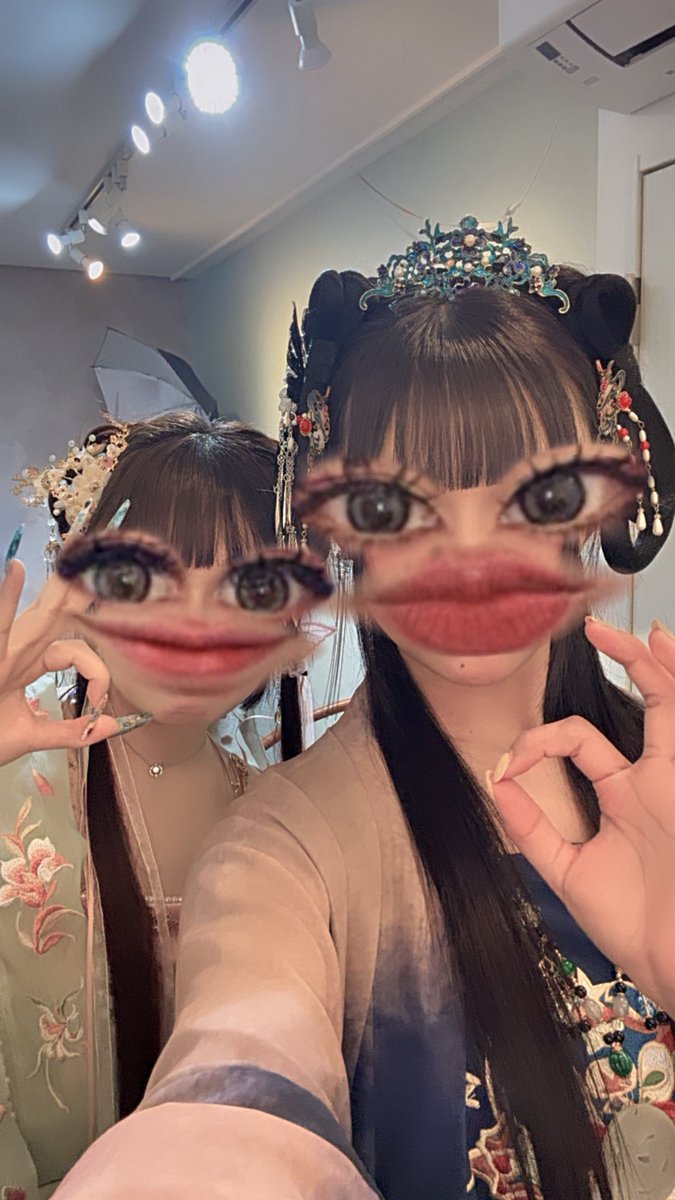 横浜中華街に行って漢服体験をしてきたのだー！！ദ്ദി ˉ͈̀꒳ˉ͈́ )✧
肉まん！小籠包！ｳﾏ‼︎‼︎