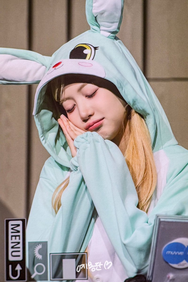 ymd_0318's tweet image. 250727 아기토끼야아ᙏ̤̫

#FIFTYFIFTY #피프티피프티
#YEWON #예원 #손예원