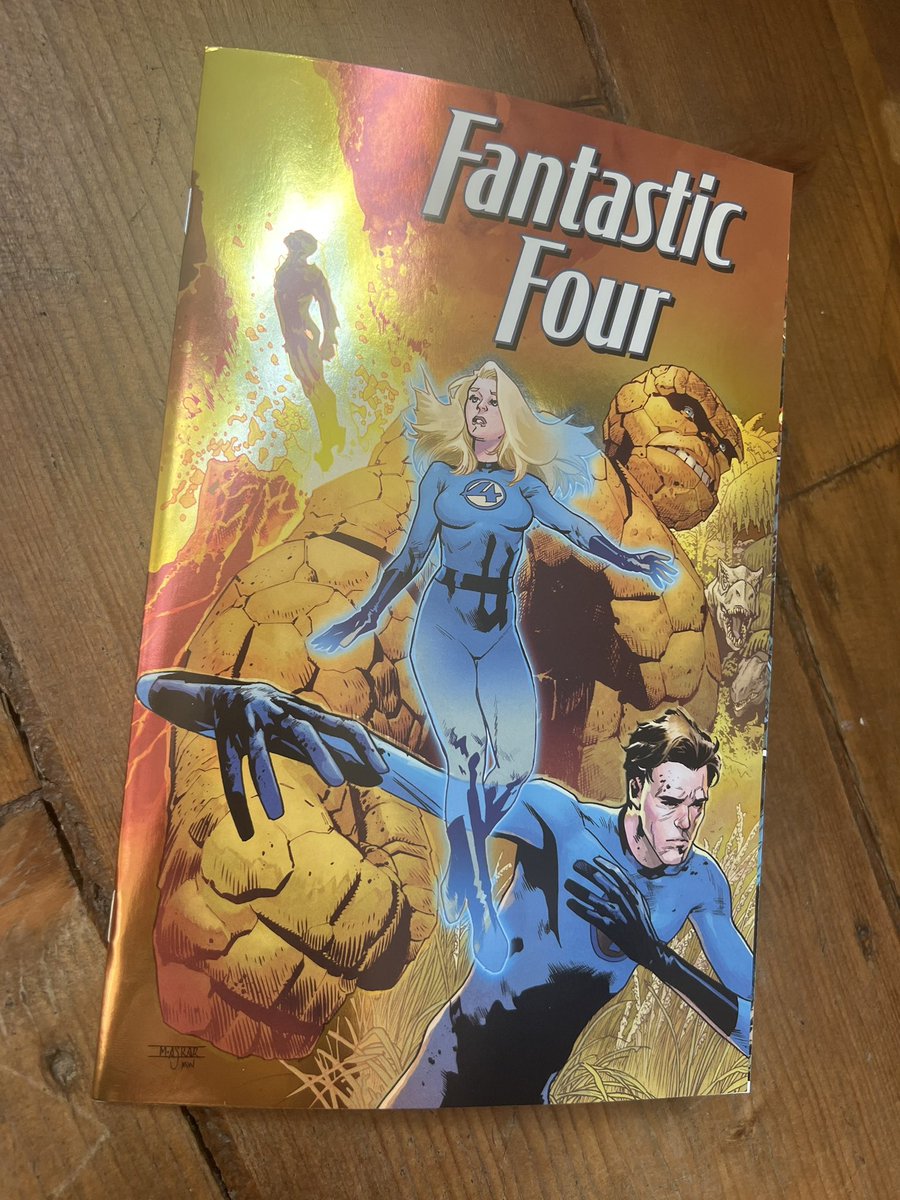 artdirectionk's tweet image. Enjoyed a lovely Sunday morning playing Paisley Park vinyl and reading Marvel comic books ๐