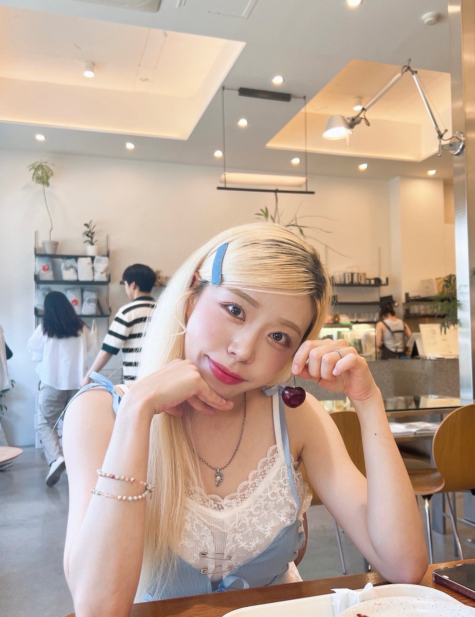 Rolling_Quartz's tweet image. Jayoung's day off. More photos ์์์ด ์ธ์คํ Jayoung's IG @jayoung_v