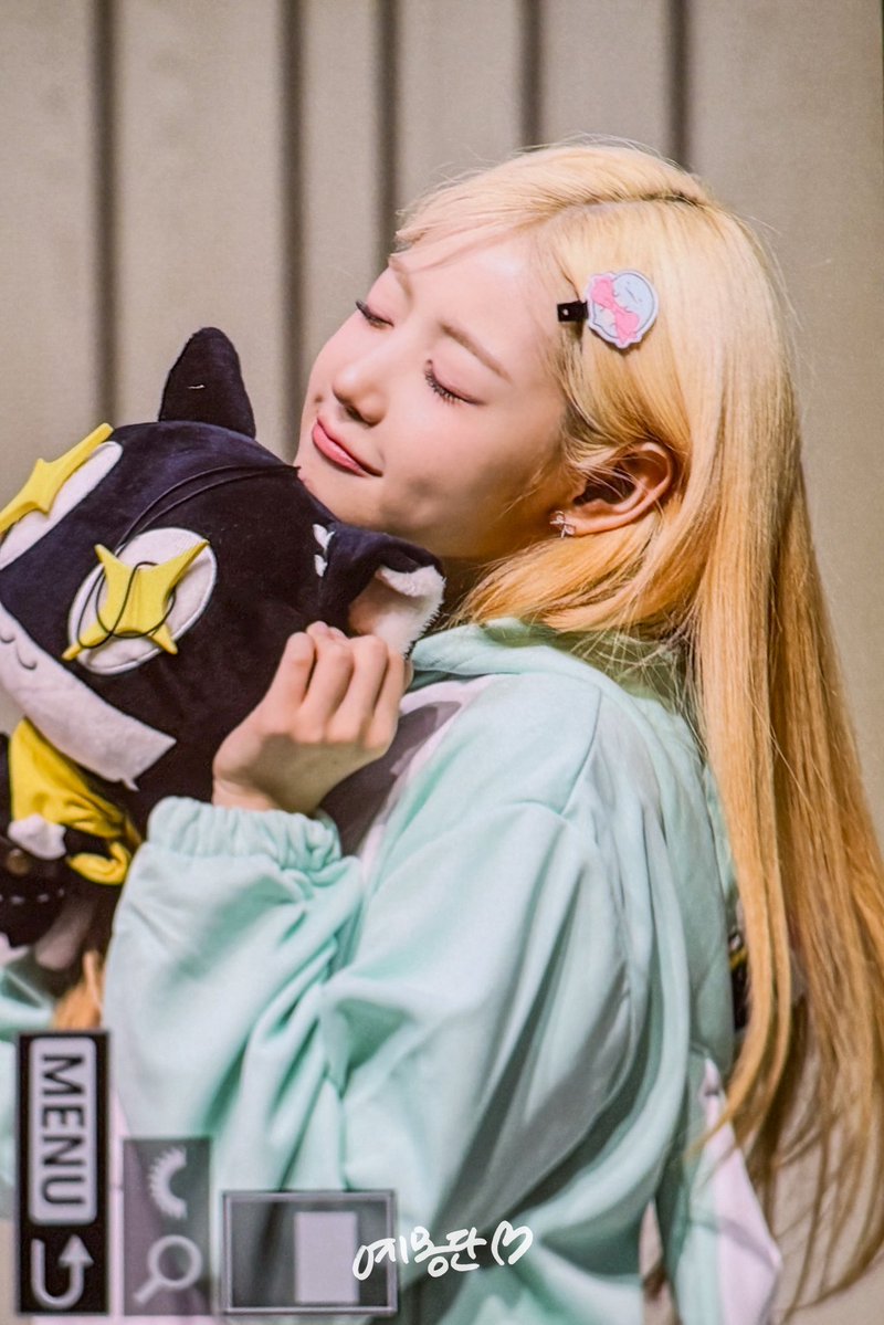 ymd_0318's tweet image. 250727 이뿌니💚💚💚💚💚

#FIFTYFIFTY #피프티피프티
#YEWON #예원 #손예원