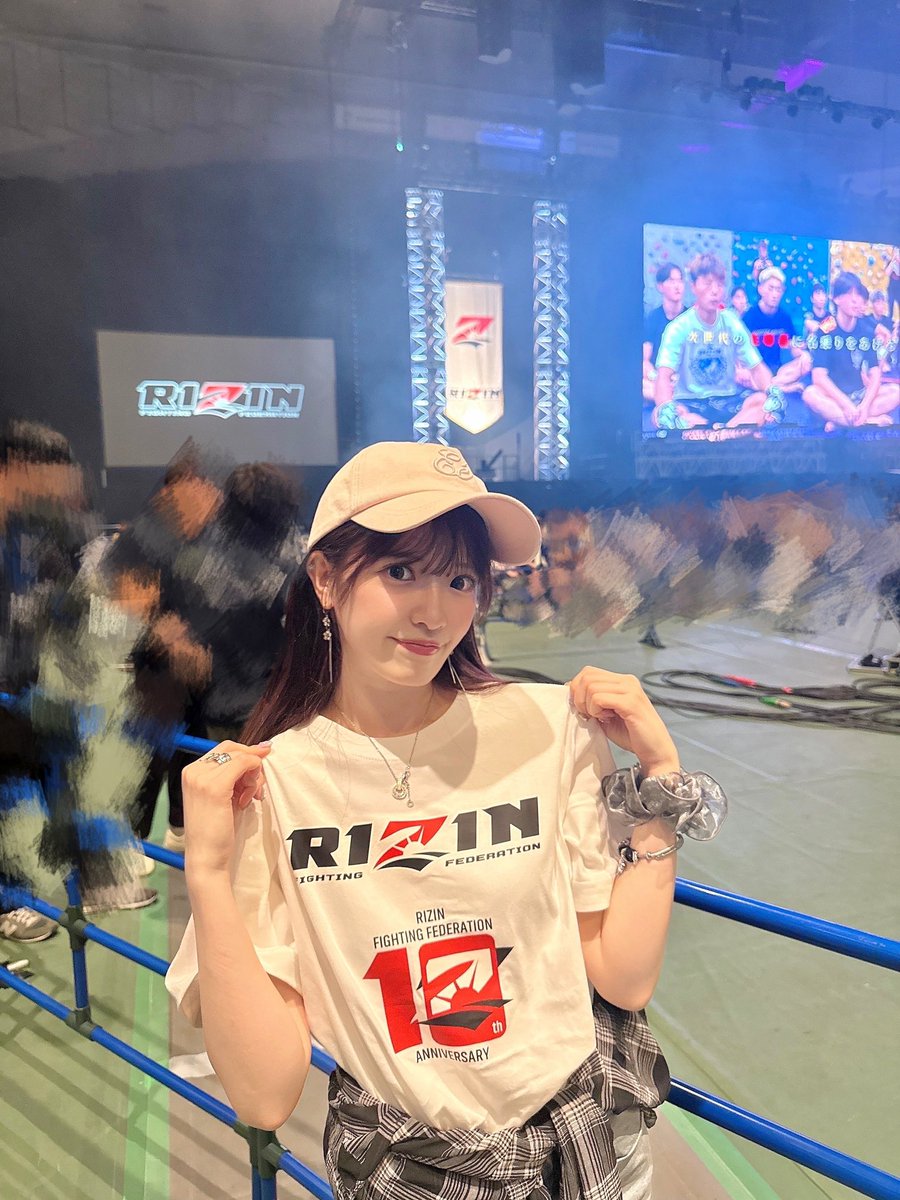 muto_orin's tweet image. #超RIZIN4  観戦してきました！！！

さいたまスーパーアリーナ
さいっーーーーこうに熱かったです！🥊🔥

やっぱり何かに全力の姿ってすごく素敵だし、自分もそうでありたいと、改めて感じた1日でした。沢山の感動やパワーをありがとうございました！
Tシャツも買っちゃった！10周年！🎉