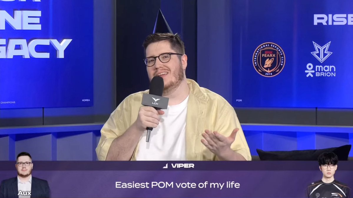 maybe_macy_'s tweet image. ：there really wasn&apos;t any argument… it was very obvious right? that lethality Varus was insane, and the Corki really took over
：this was just a “test if you were watching” sort of vote… if someone didn’t vote for Viper, emm… there&apos;s no level in which you could mess this up…