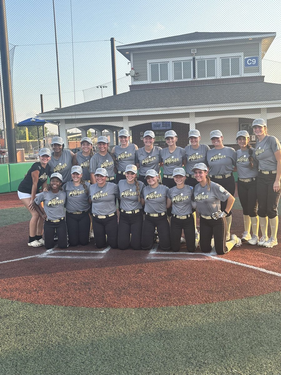 Brette Pasteur tweet media