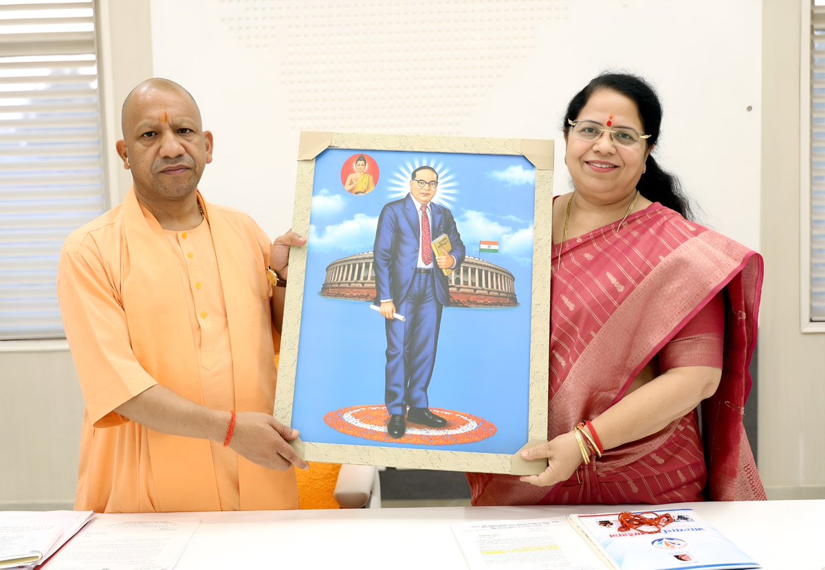 𝐏𝐫𝐚𝐝𝐞𝐞𝐩 𝐊𝐮𝐦𝐚𝐫 BJP (@pradeepjatavbjp) on Twitter photo भारतीय जनता पार्टी की ओजस्वी नेत्री एवं नारी सशक्तिकरण की प्रेरणा स्रोत मा० श्रीमती #कांता_कर्दम जी को जन्मदिवस की हार्दिक शुभकामनाएं। 🌸
आपका जीवन राष्ट्रसेवा व संगठन निष्ठा को समर्पित है।
ईश्वर से प्रार्थना है आप दीर्घायु हों व सदैव यशस्वी रहें। 🙏
#kantakardam
<a href="/kanta_kardam/">Kanta Kardam ( मोदी का परिवार)</a> भारतीय जनता पार्टी की ओजस्वी नेत्री एवं नारी सशक्तिकरण की प्रेरणा स्रोत मा० श्रीमती #कांता_कर्दम जी को जन्मदिवस की हार्दिक शुभकामनाएं। 🌸
आपका जीवन राष्ट्रसेवा व संगठन निष्ठा को समर्पित है।
ईश्वर से प्रार्थना है आप दीर्घायु हों व सदैव यशस्वी रहें। 🙏
#kantakardam
<a href="/kanta_kardam/">Kanta Kardam ( मोदी का परिवार)</a>