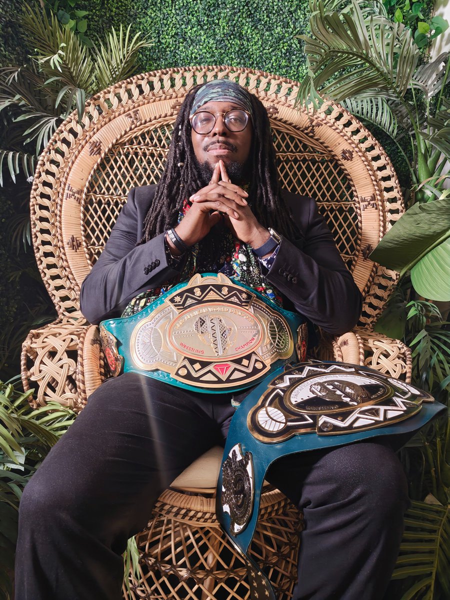 SugarDunkerton's tweet image. 650 Days.
19 Defenses.
2nd of his reign.
Recognized World Champion w/ no contract.
I've seen & continue to see your messages. The meaning that reign had for so many, not just me, is why the @PAWD_WC exists.
And will continue to.
The King is not dead.
Long live The King.
🤘🏿
