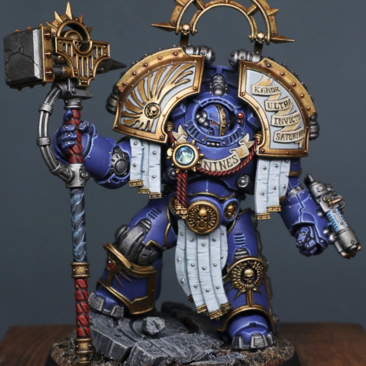My first Saturnine unit Praetor! He is absolutely a beast to build and paint! I will put the gem and black marble painting tutorials on Patreon ☺️
#Warmongers #WarhammerCommunity