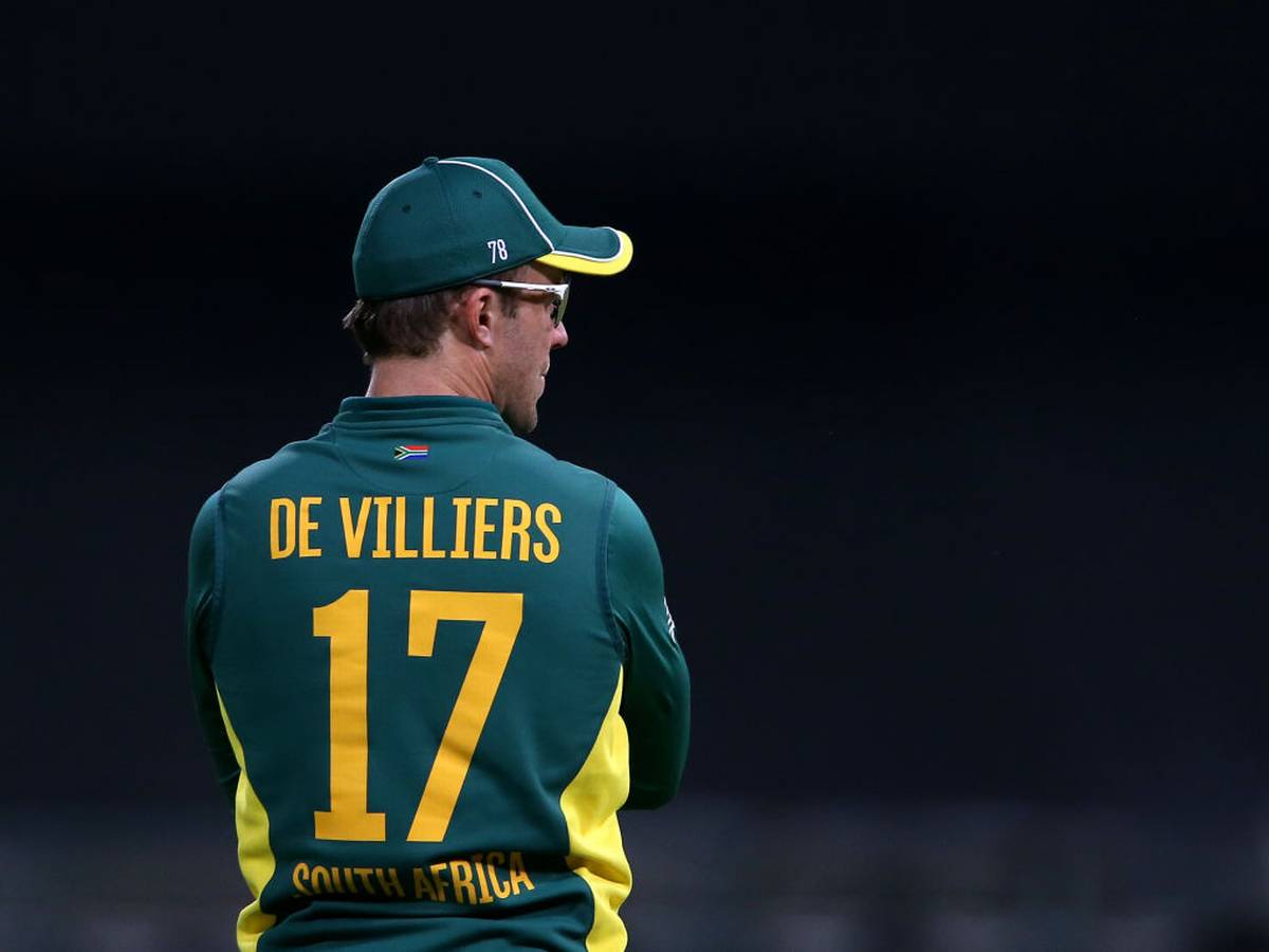 AamirsABD's tweet image. I hate him because he retired too early. @ABdeVilliers17 please take back your retirement.