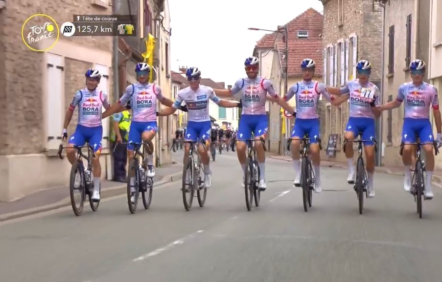 👏 <a href="/RBH_ProCycling/">Red Bull – BORA – hansgrohe</a> 🤍

#TDF2025