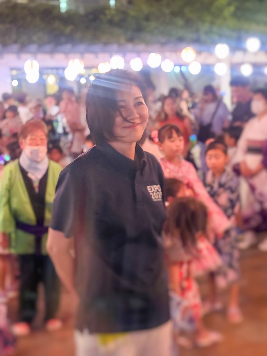 keemiki's tweet image. 今日も各地で夏祭り、盆踊り!
盆踊りは一曲踊ったら汗だくになりますね。
地域の方から、色んなご意見を聞かせていただく貴重な機会です。
「身体にだけは気をつけや!」とのお声がけが一番多くて、最近少し痩せてしまったのでご心配おかけしてるのかな、と思ったり。(すみません!大丈夫です)…
