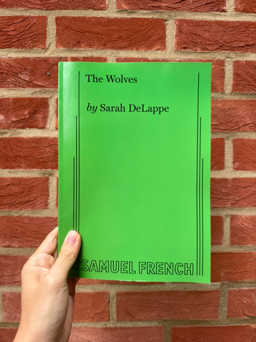 ConcordUKShows's tweet image. Ahead of tonight's @weuro2025 final, get ahead of the game by reading Sarah DeLappe's The Wolves! ⚽️ This Pulitzer Prize finalist follows a girls indoor football team and celebrates the pursuit of happiness through scoring some goals. More at concordsho.ws/TheWolvesUK. 🥅…