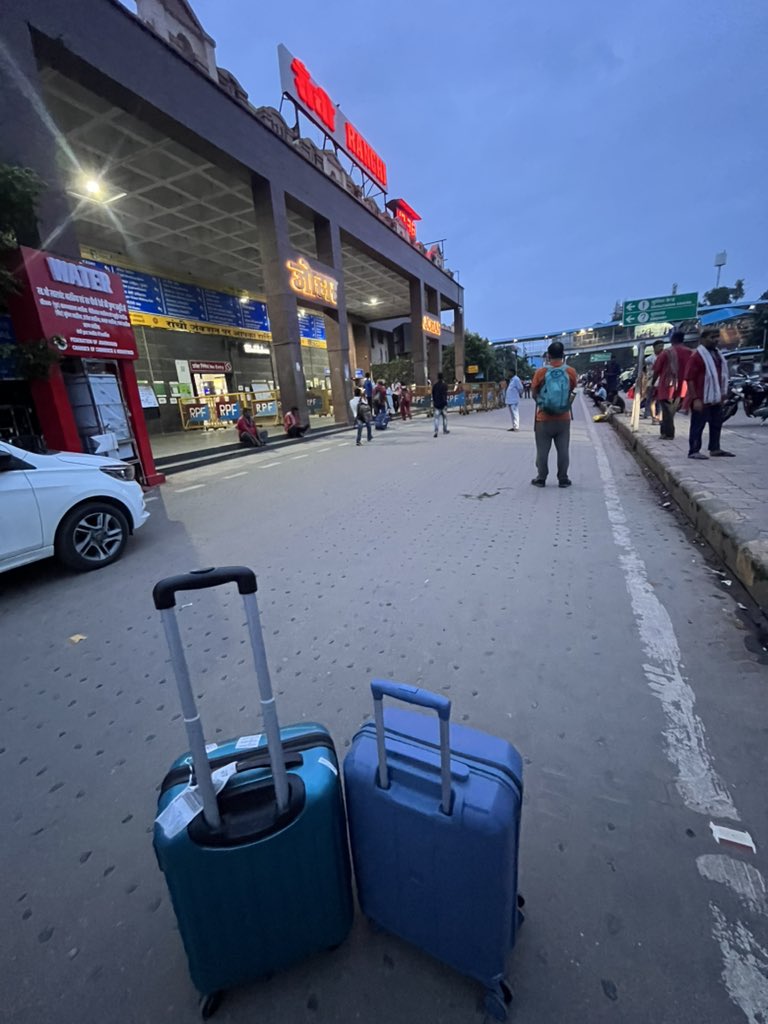Avoid_potato's tweet image. Bye bye Ranchi.💕