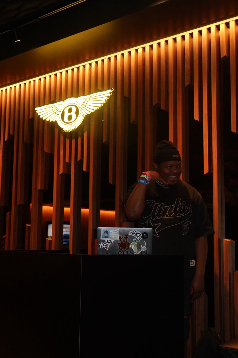 DjG2uk's tweet image. DRAKE NIGHT 2/4 MANCHESTER
🦉