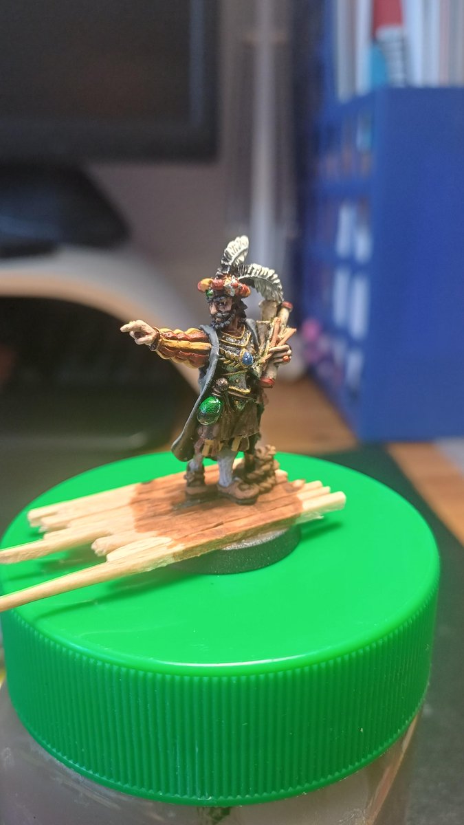 PaintMiniature's tweet image. Marco Colombo finally finished! [by c3ch_treehorn]
  
 #paintingminis #miniature
