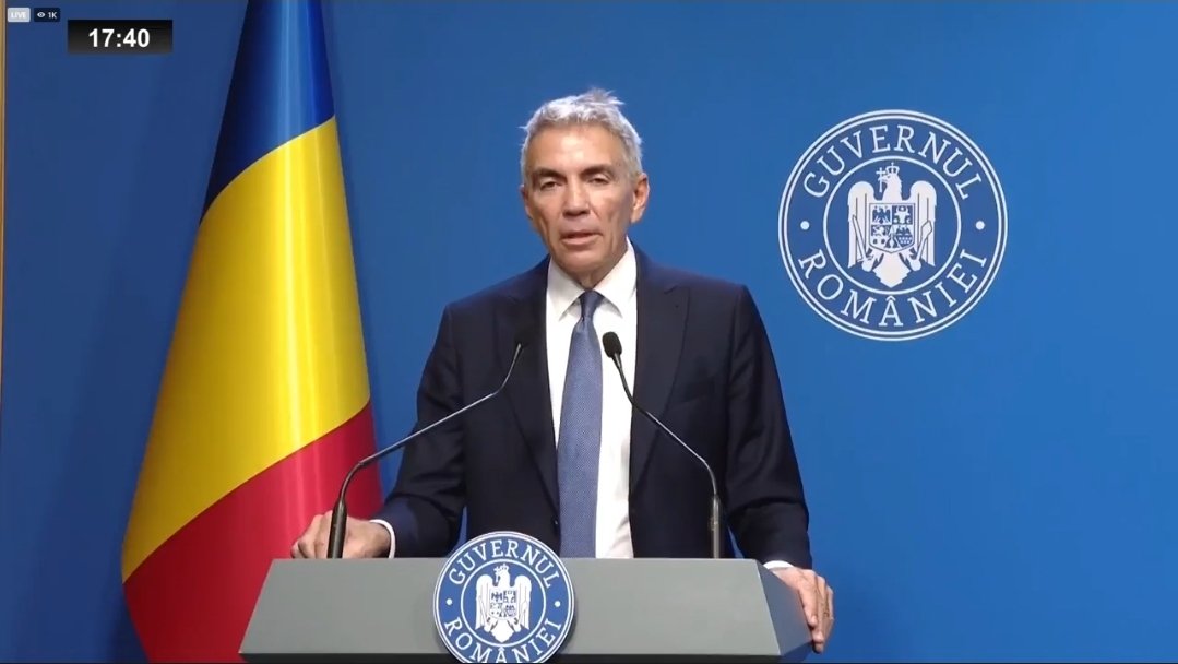 DEXVirus's tweet image. După un discurs îmbibat de minciuni,mizerabilul și-a anunțat demisia.
Dar,nu vă bucurați prea mult.
Sistemul va găsi un altul care să joace rolul său. Problema nu stă în oamenii din sistem. Problema este sistemul însuși.