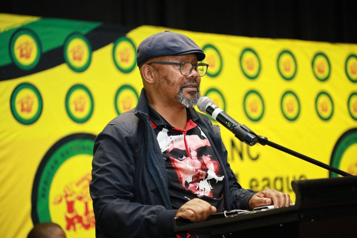 ANCYLhq's tweet image. The ANCYL Eastern Cape President's Jazz Hour is currently underway and the ANCYL President, Cde Collen Malatji is expected to deliver an address.
The reflective storytelling session has already heard from former ANCYL President Cde Lulu Johnson, former Provincial Chairperson Cde…