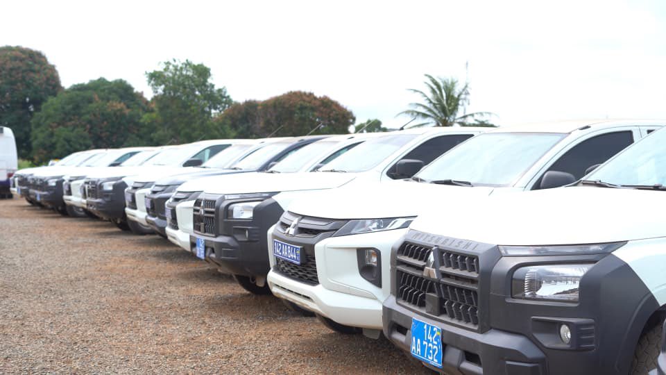 🗳️ PROCESSUS ÉLECTORAL

Le 27 juillet, le Ministre de l’Intérieur a remis des moyens roulants aux 88 commissions locales au Camp Michel BIGOUNDOU.
Objectif : opérationnaliser le dispositif électoral pour le double scrutin du 27 septembre 2025.
#CNOCER #Élections2025 #Gabon