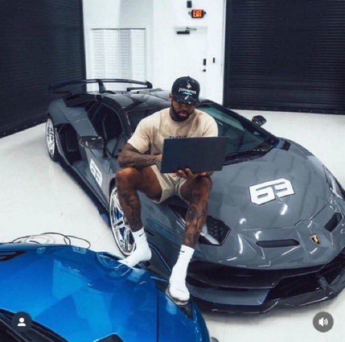 reeyah_sa's tweet image. Forex will change your life 💰🤞