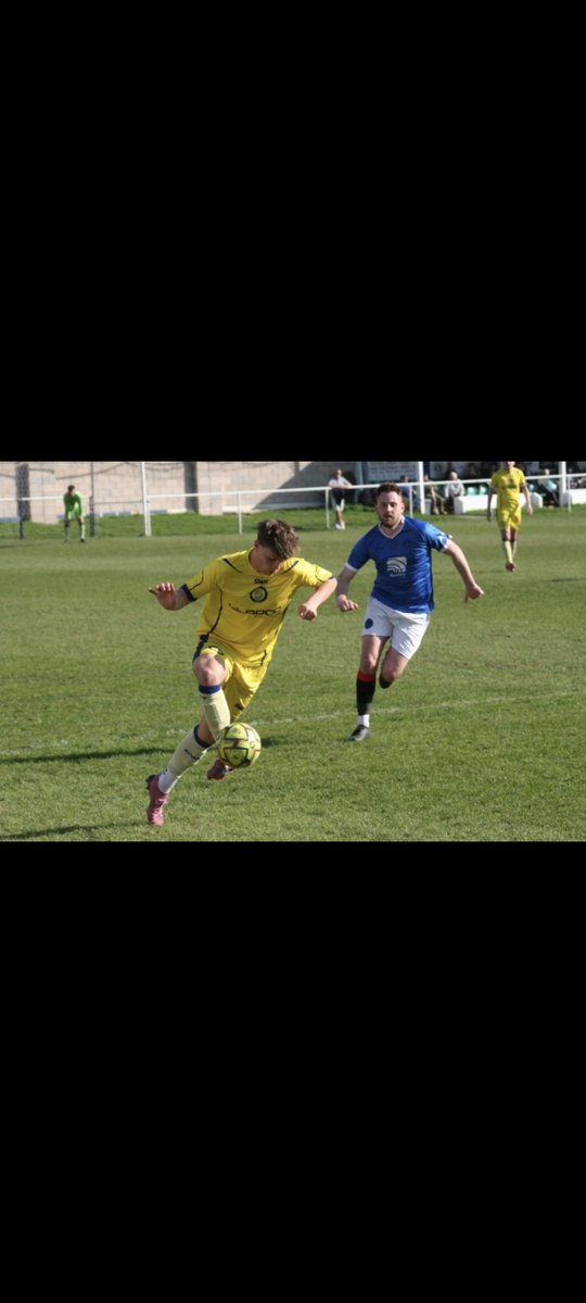 PLAYER AVAILABLE 👇🏻 

<a href="/CPayne142/">Ciaran Payne</a> 
Name: Ciaran Payne
Age: 18
Location: Okehampton 
Position: RB/RWB
Previous Clubs: okehampton argyle 1st
Level looking for: step 7+

#BeSeen🟠🔵⚫