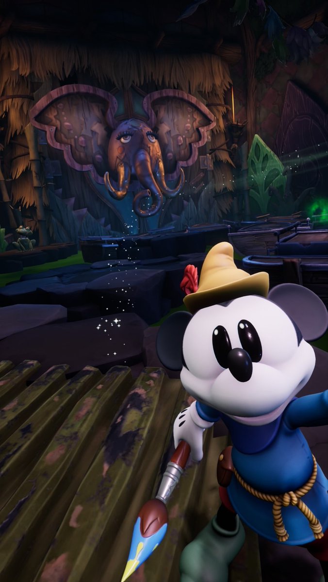FunkinWasteland's tweet image. Mickey came back and decided to take a selfie on my phone (how does he have my phone here...).