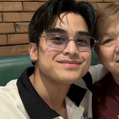 andistic's tweet image. pogi naman niyan!! @WillAshley05 &amp;amp; mama deng cuties 🥺