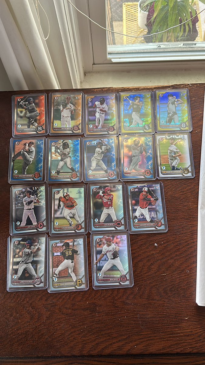 awesometravis's tweet image. So I ripped a 22 Bowman 1st edition and heres what I pulled. Let me know if you’re interested in anything.