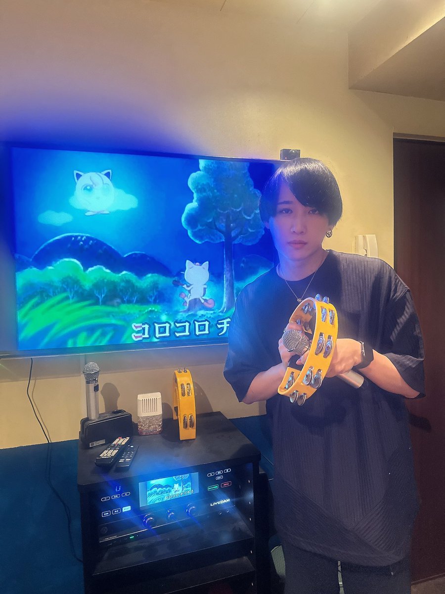 masashi_m038's tweet image. 【松岡雅士カラオケ撮影会】
お昼にお越しくださいました皆様
ありがとうございました🎤✨
沢山歌ったし沢山話も出来て
やっぱりええ時間やなあって⏰
思い出を共有してくれてありがとう☺️