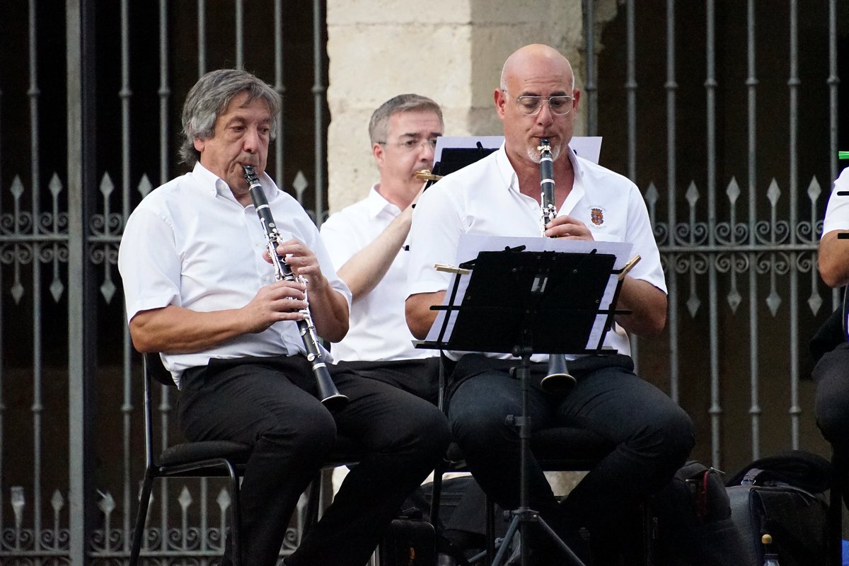 🌞🌻Los domingos no son domingos sin el tradicional concierto que la <a href="/BMusicaPalencia/">BANDA MÚSICA PALENCIA</a> ofrece en la Plaza de San Francisco. Y hoy no ha sido una excepción en una nueva jornada del Verano Cultural 2025.