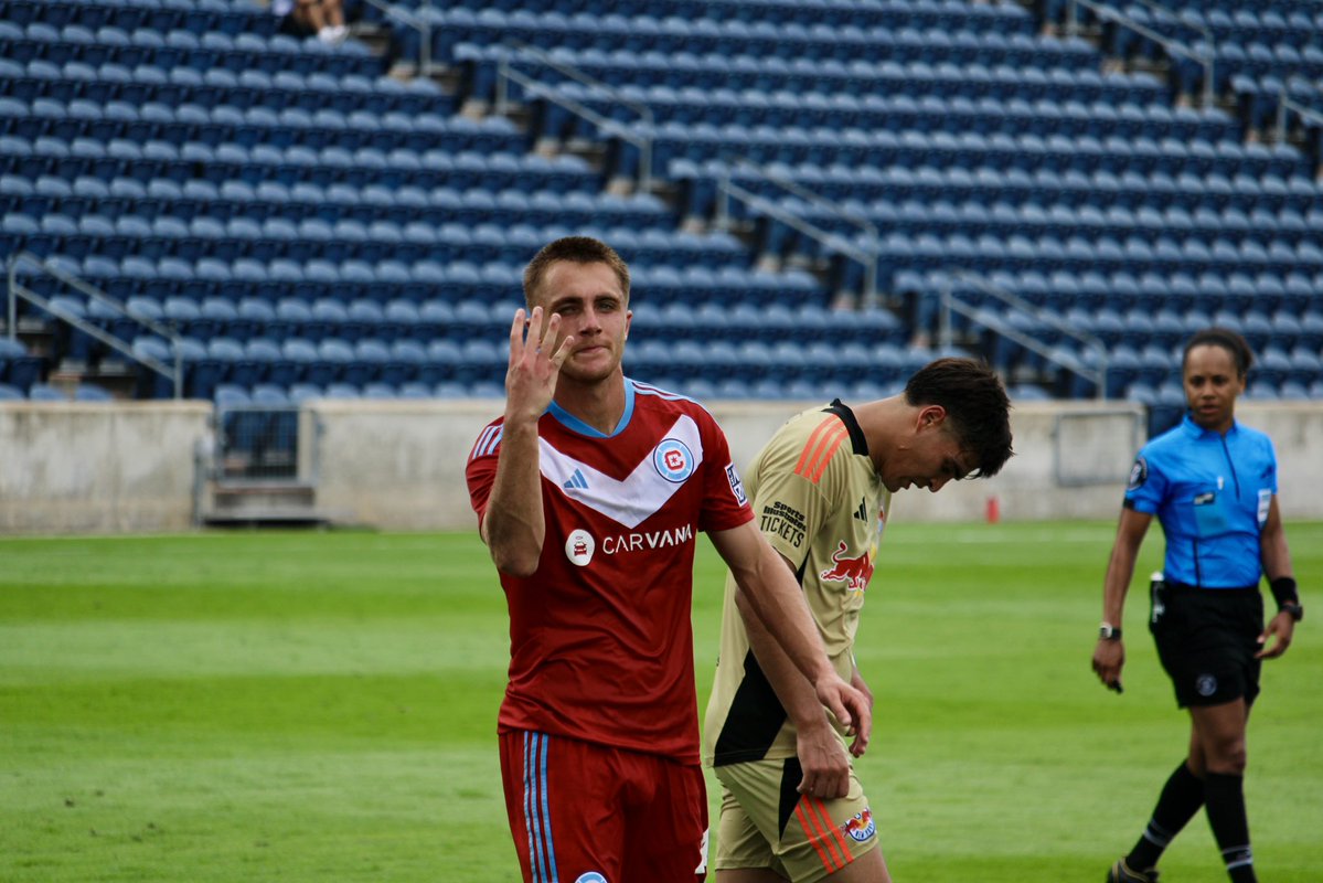 amcalabrese12's tweet image. It’s now FOUR goals for Jason Shokalook today.
Fire II now lead 7-2 in the 65th minute.
#cf97 #vamosfire