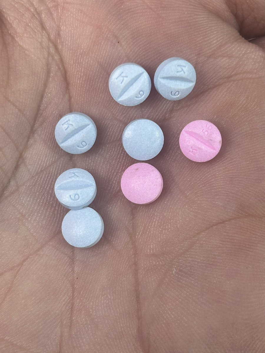 echofrmthadot's tweet image. Cotton candy mix🫐💓