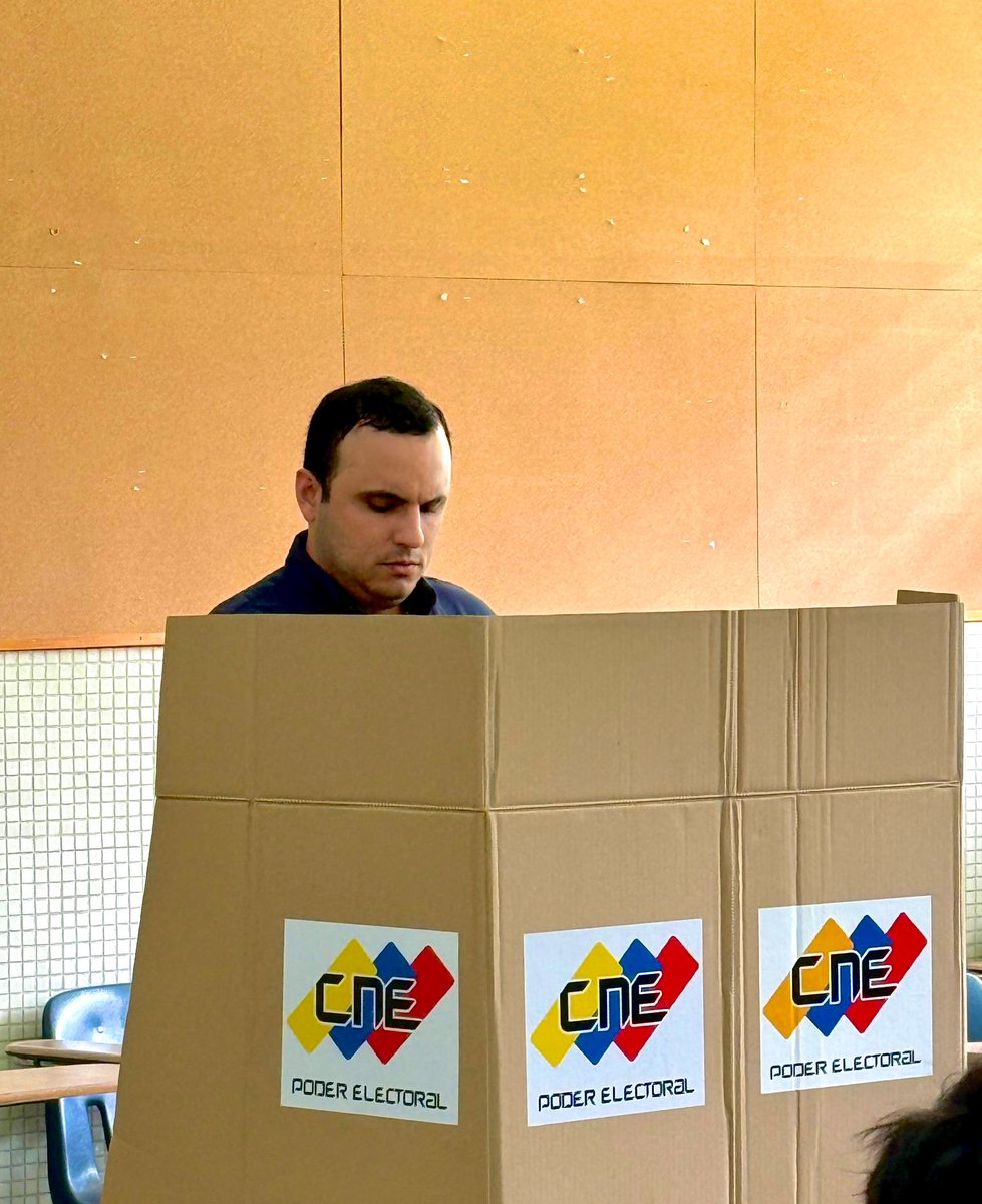 Pabloquinterove's tweet image. El voto siempre. 🗳️🇻🇪 #Elecciones2025
