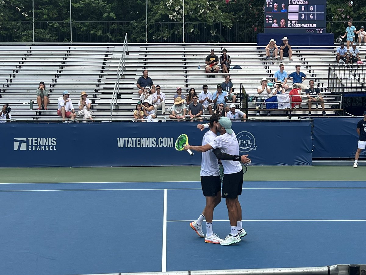 HanlonWalsh's tweet image. 🏆 DC Doubles Champs 🏆
Top seeds Simone Bolelli & Andrea Vavassori defeat No. 3 Hugo Nys & Edouard Roger-Vasselin 6-3, 6-4 to win the Citi Open title. The win marks the Italians’ 4th title of 2025, and 3rd at the ATP 500 level.
#MubadalaCitiDCOpen | @mubadalacitidc