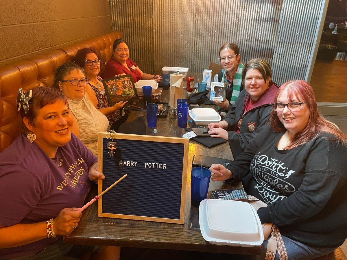 TheFandomColle3's tweet photo. Today we had our 3rd Official Event of the year. It was Harry Potter. Congratulations to Becky, Aubrie, and Abby for winning swag at the event. https://t.co/xyjFkbDMC3