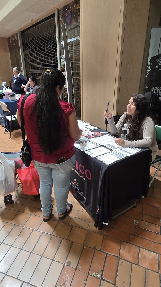ConsulMexFresno's tweet image. 📸Este domingo 27 julio participamos en el backpack giveaway, donde pudimos dar información a los y las connacionales sobre los #ServiciosConsulares que pueden realizarse en el Consulado. Gracias a Binational of California por invitarnos a este gran evento.
@IME_SRE @SRE_mx