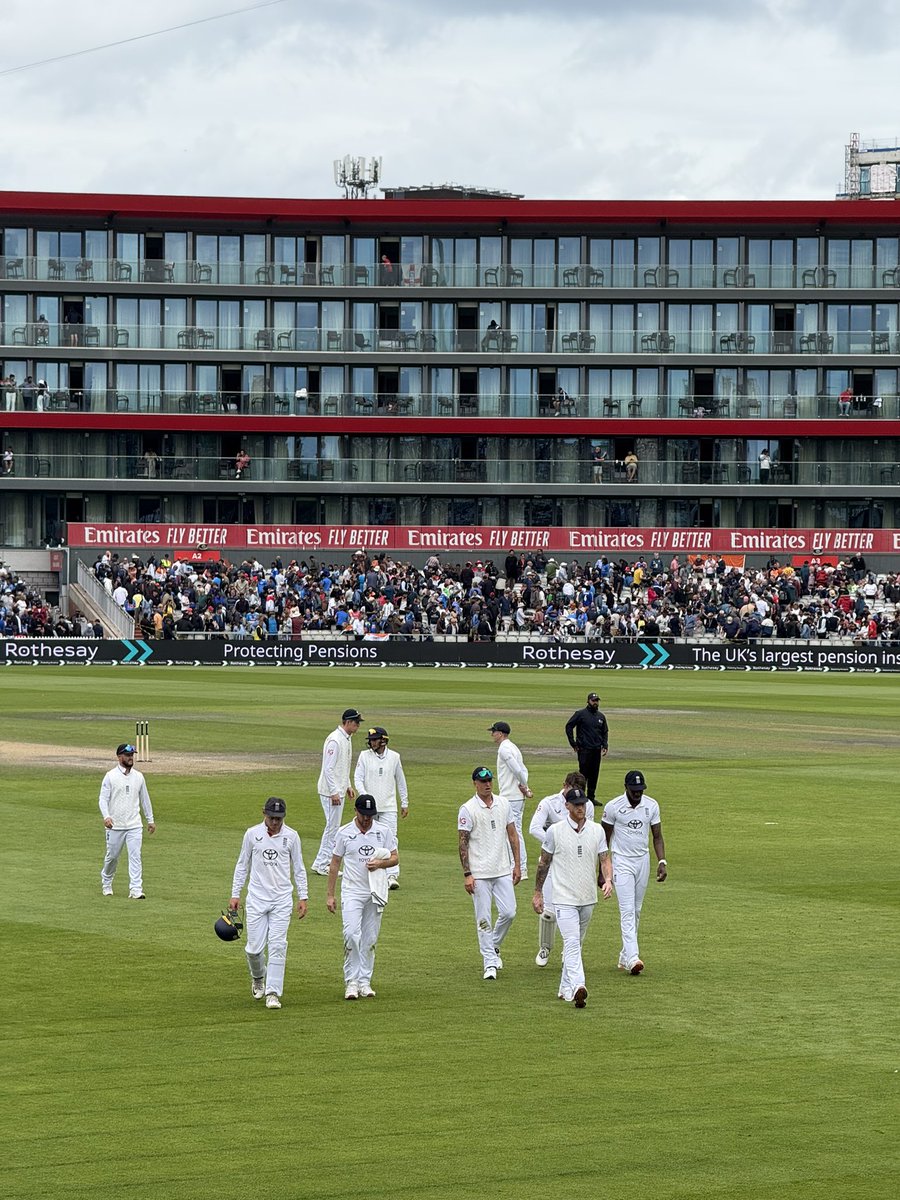 Decent, if unspectacular day at the cricket… 🏏
