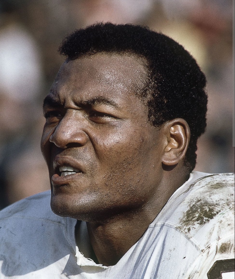 vmpops's tweet image. Top four Browns of all time:
Jim Brown.
James Brown.
Clancy Brown.
Kentucky Hot Brown sandwich.
Honorable mention:
Charlie Brown
It's a tough category. A lot of contenders.