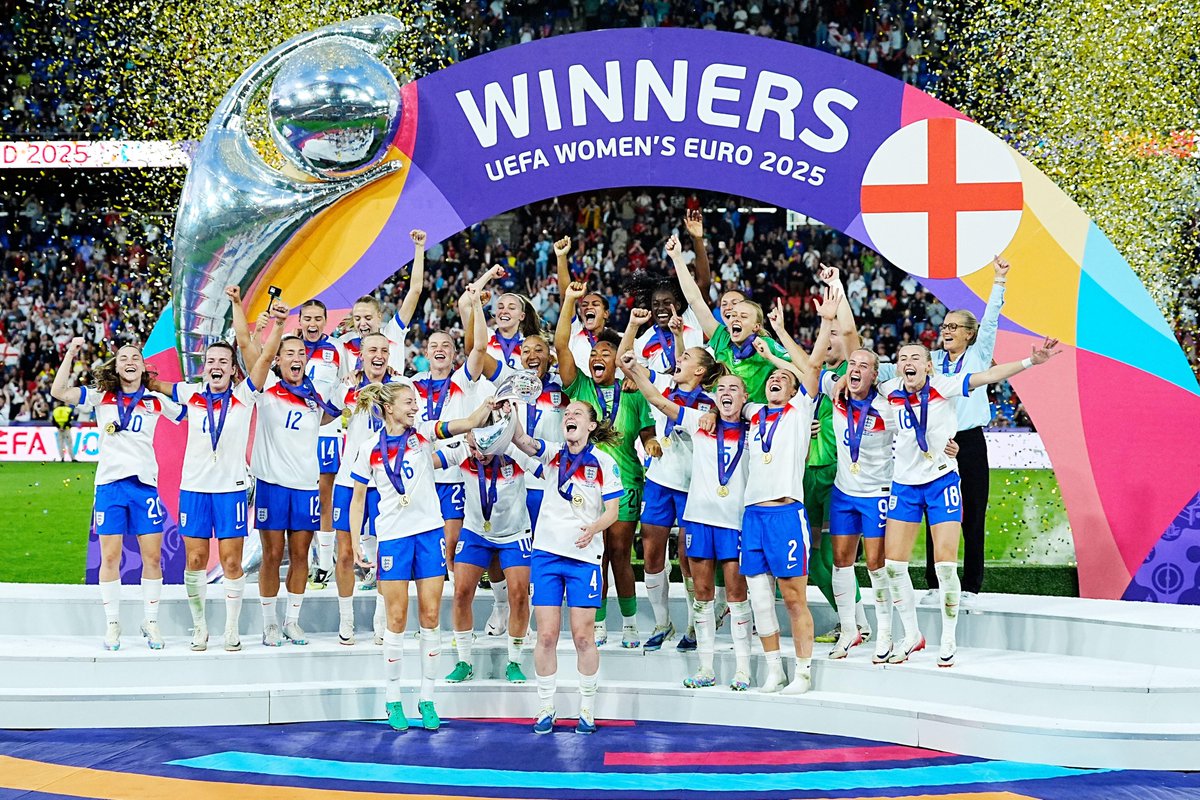 The FSA (@wearethefsa) on Twitter photo What a result again for the #Lionesses 🏴
Huuuggggeeee shout out to our <a href="/FreeLionesses/">Free Lionesses</a> team who've been in Switzerland for the full tournament making sure travelling fans have the best time.
#WEURO2025 #ByFansForFans What a result again for the #Lionesses 🏴
Huuuggggeeee shout out to our <a href="/FreeLionesses/">Free Lionesses</a> team who've been in Switzerland for the full tournament making sure travelling fans have the best time.
#WEURO2025 #ByFansForFans