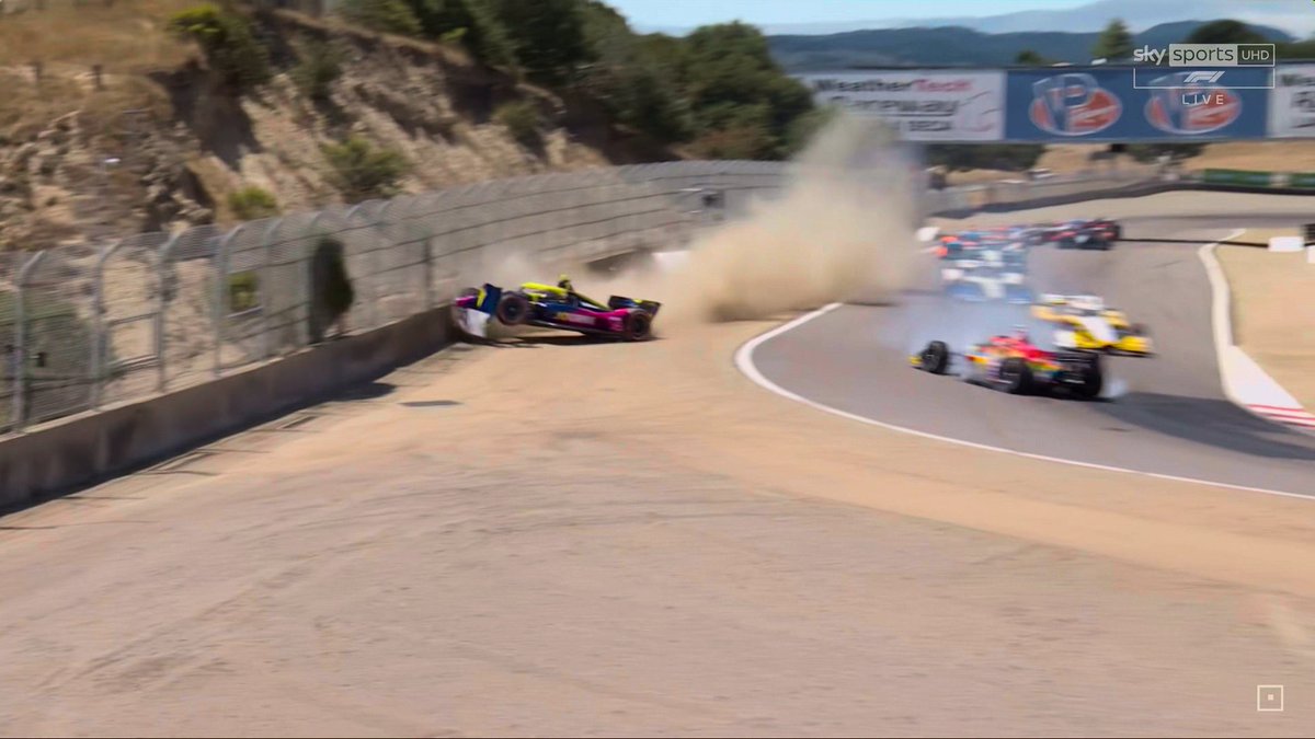 Mattzel89's tweet image. That might buff out

#IndyCar #JavaHouseGP