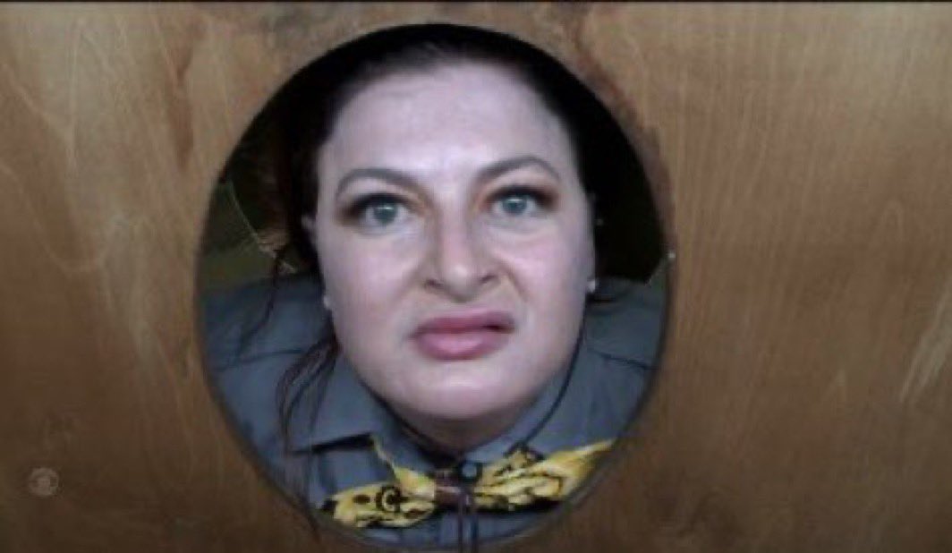 Trollloserface's tweet image. OMFG VINCE COMING IN RIGHT AFTER RACHEL CLOCKED HIS UNEMPLOYED ASS GET THE FUCK OUT 😭 #BB27