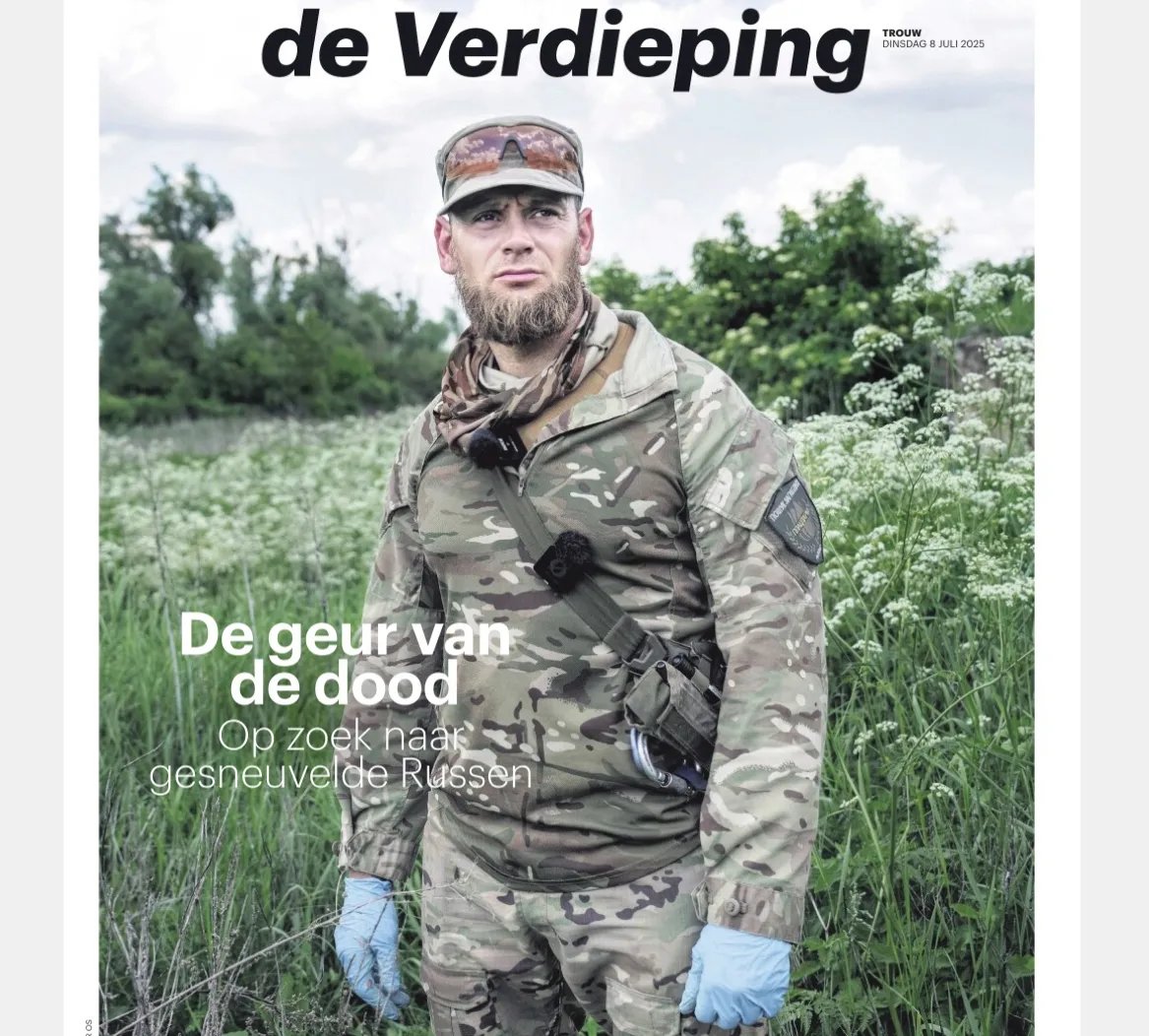 3Bergen's tweet image. Zondag! Tijd voor een kakelverse aflevering van #StandplaatsLemberg.
🪧Protest tegen Zelensky
😇Mijn held bij @bbvpro
🧳Een nieuwe vluchtelingenstroom
☠️De geur van de dood
Eindredactie: @Henriettezegt
Lees, luister, steun, abonneer:
standplaatslemberg.substack.com/p/mijn-held-me…