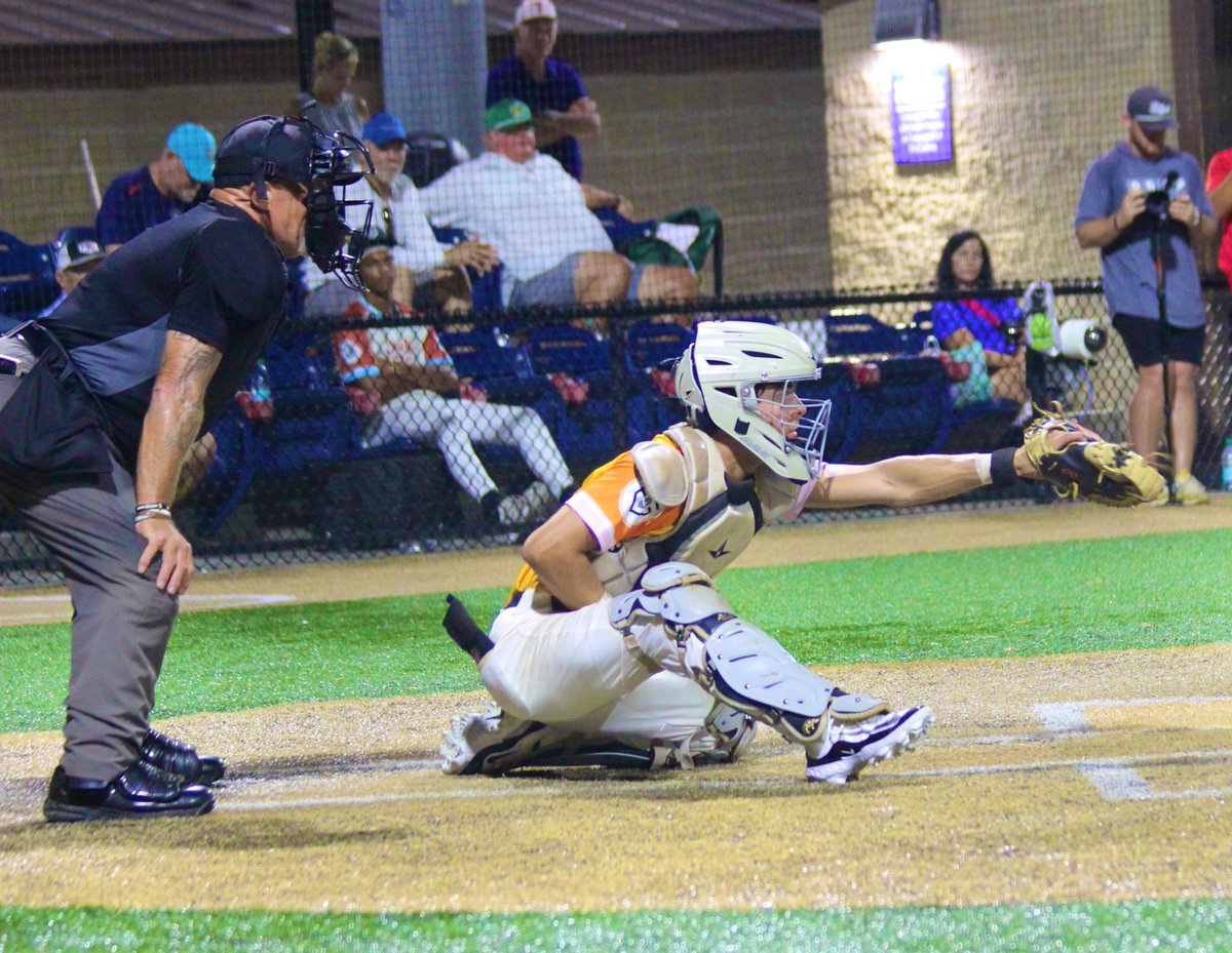 EvanRod2027's tweet image. Thank you @PrepBaseballCA for the opportunity to have been a part of #PBFG25. Played with a great group of guys. Thank you so much to the dedicated staff! @prepbaseball
@LesLukach @PBRmonk @hardy03bsbl @vinniealfino42 @ShooterHunt @LakePointSports