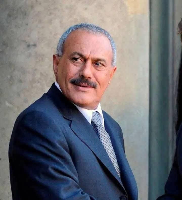 🔴🔴🔴
أفضل رئيس حكم اليمن علي عبدالله صالح 
كان يمني عربي قحطاني من نسل التبابعة .
الله يرحمة