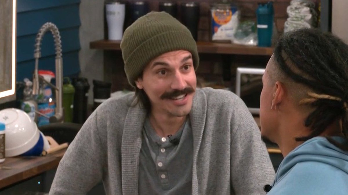 BigBroMeme's tweet image. "Unemployed in their 30s (shops at Erewhon btw)" #BB27