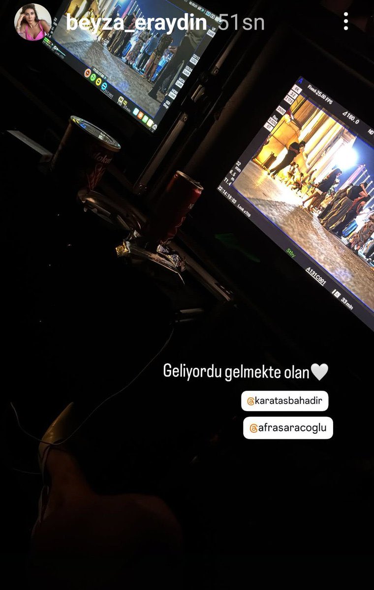 Had Gelsin artık gelsin kızımı izlemeyi çok özledim 
#AfraSaraçoğlu  AfraSaraçoğlu #Pera